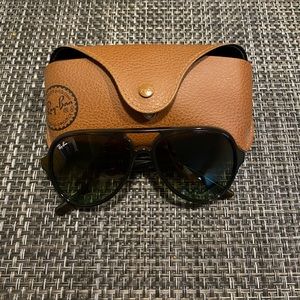 Ray-Ban CATS 5000